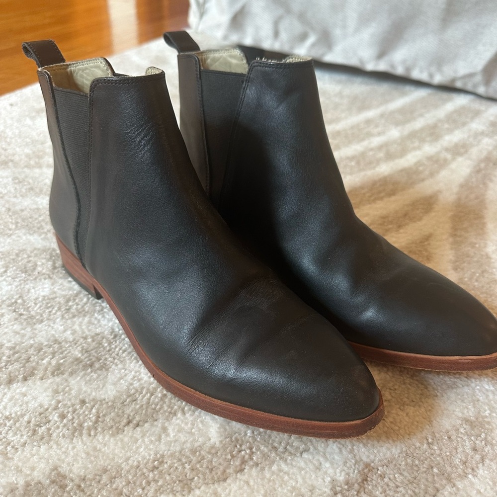 Nisolo Chelsea Boots - Black W 9.5